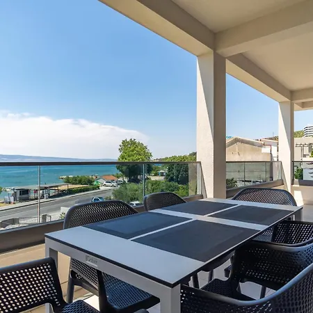 Luxury Beachfront *